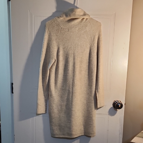 Loft Beige/Tan Sweater Dress Turtleneck Long Sleeve Women's Size X Small NWOT - Picture 3 of 6